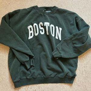 Brandy Melville John Galt Boston Erica Crewneck sweatshirt green
